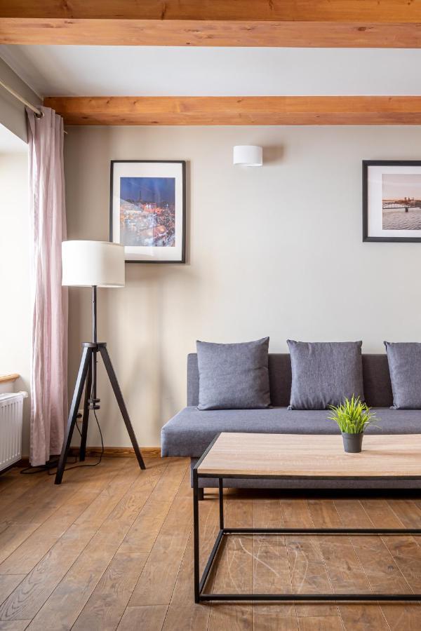 Enjoy Old Town Vibes In 1716 Laipu Residence With 4 Stylish Apartments And 1 Penthouse Riga Exterior photo