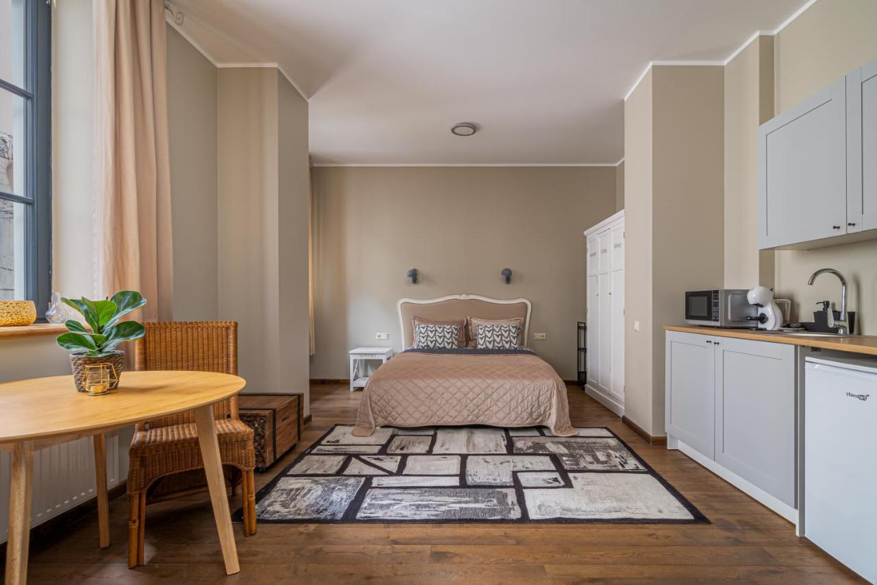 Enjoy Old Town Vibes In 1716 Laipu Residence With 4 Stylish Apartments And 1 Penthouse Riga Exterior photo